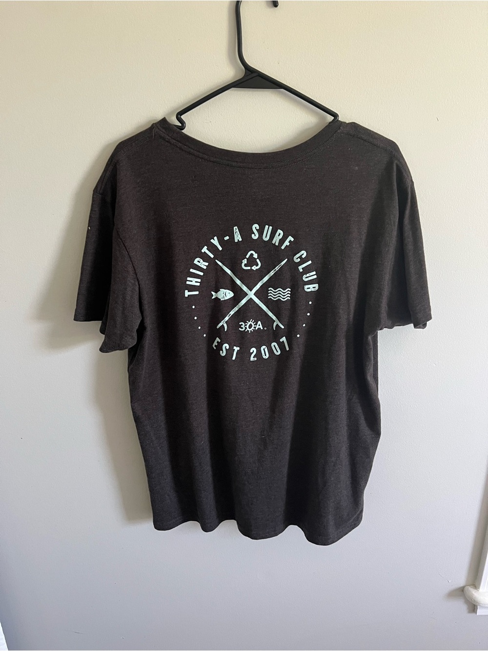 30A Surf Club Men’s Black Graphic Short-Sleeve Tee with Light Blue Graphic